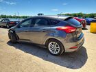 2018 Ford Focus Se Blue vin: 1FADP3K24JL265572