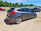 2018 Ford Focus Se Blue vin: 1FADP3K24JL265572
