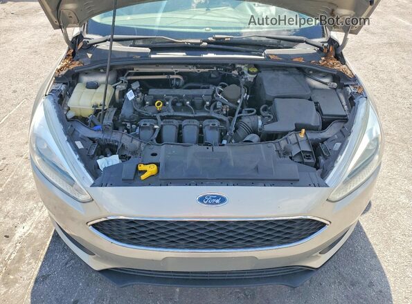 1FADP3K25GL236896 2016 FORD FOCUS Beige Vista interior trasera