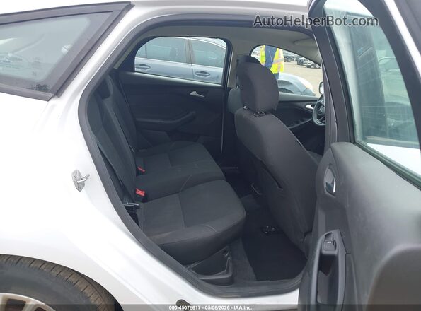 1FADP3K25HL231067 2017 FORD FOCUS Белый Вид наклейки с VIN-кодом