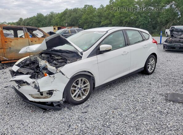 1FADP3K26HL274896 2017 FORD FOCUS White Przód lewy