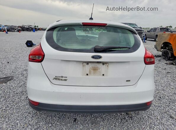 1FADP3K26HL274896 2017 FORD FOCUS White Widok z tyłu