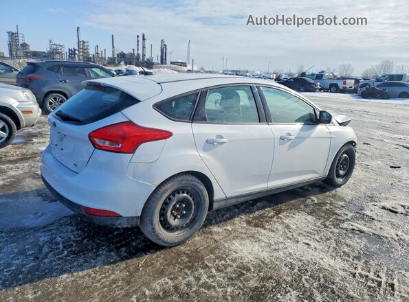 1FADP3K26HL326088 2017 FORD FOCUS Белый Задняя правая четверть