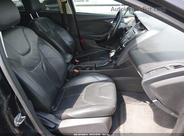 1FADP3K27GL330147 2016 FORD FOCUS Black წინა სალონის ხედი