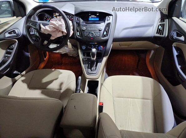 1FADP3K27GL389053 2016 FORD FOCUS Серый Вид панели приборов