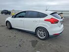 2018 Ford Focus Se White vin: 1FADP3K27JL315851