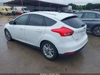 2016 Ford Focus Se White vin: 1FADP3K29GL285048