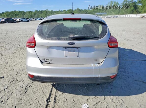1FADP3K2XHL267109 2017 FORD FOCUS Серебряный Вид сзади