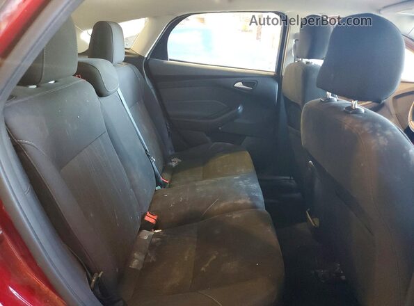 1FADP3KE4GL281788 2016 FORD FOCUS Red Vista interior trasera