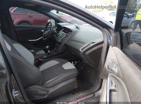 1FADP3L90GL385468 2016 FORD FOCUS ST Gray Front interior view