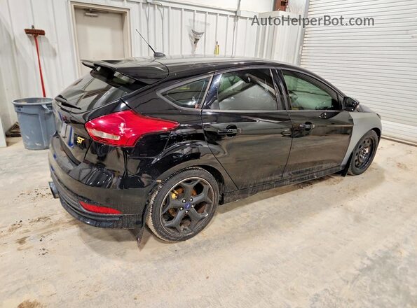 1FADP3L91HL306777 2017 FORD FOCUS Black Trasero derecho