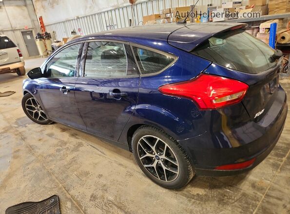 1FADP3M22HL282748 2017 FORD FOCUS Синий Задняя левая четверть