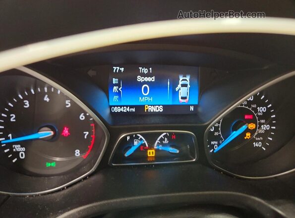 1FADP3M22HL282748 2017 FORD FOCUS Синий Вид щитка приборов