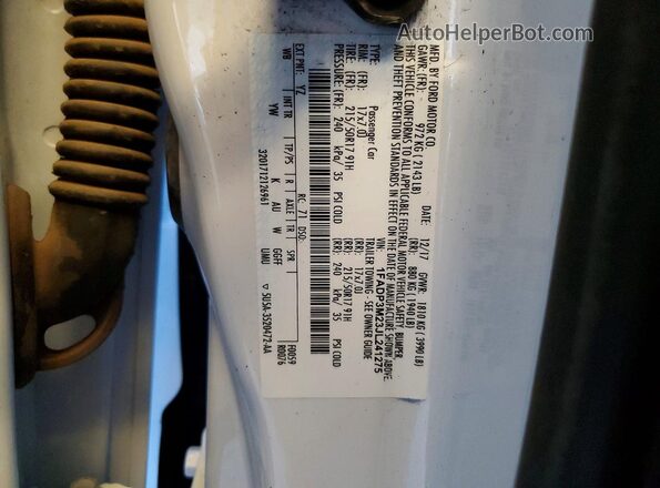 1FADP3M23JL241275 2018 FORD FOCUS White Вид підкапотного простору
