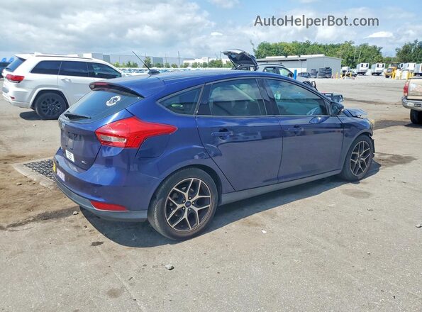 1FADP3M25HL327438 2017 FORD FOCUS Blue Задня права чверть