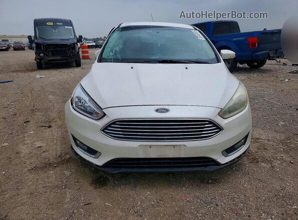 1FADP3N26GL295385 2016 FORD FOCUS White Vista frontal