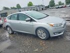 2018 Ford Focus Titanium Серебряный vin: 1FADP3N27JL271877