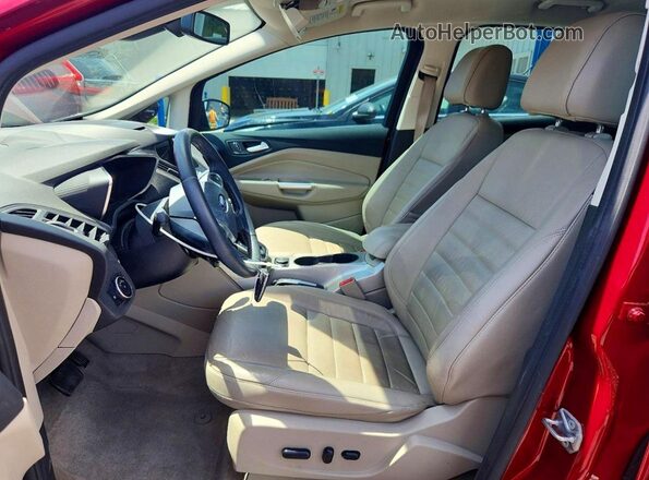 1FADP5BU7GL108673 2016 FORD C-MAX Красный Вид салона спереди