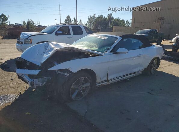 1FATP8EMXG5335773 2016 FORD MUSTANG Белый Передняя левая четверть