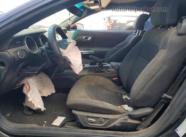 1FATP8EMXH5247808 2017 FORD MUSTANG Black Widok wnętrza z przodu