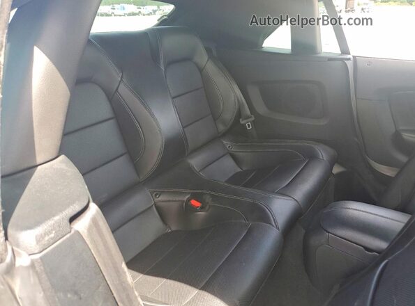 1FATP8FF1N5117251 2022 FORD MUSTANG Two Tone Vista de los asientos traseros