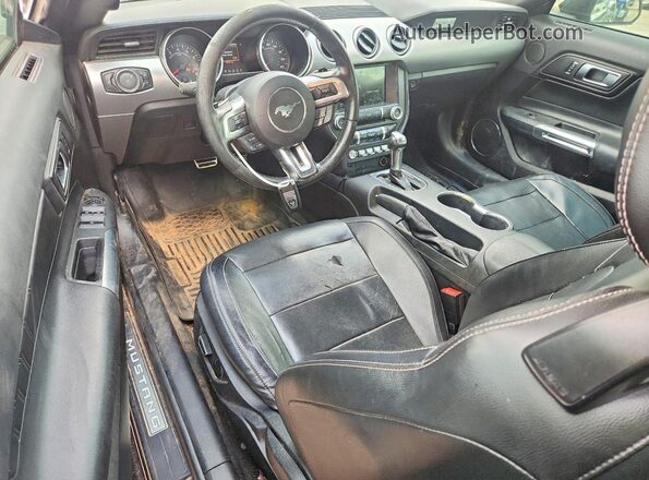 1FATP8FF3J5101501 2018 FORD MUSTANG Black Widok deski rozdzielczej