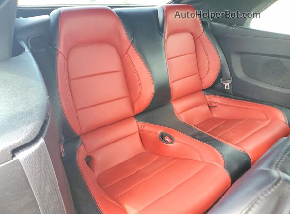 1FATP8UH0H5202946 2017 FORD MUSTANG Gray Widok tylnych siedzeń