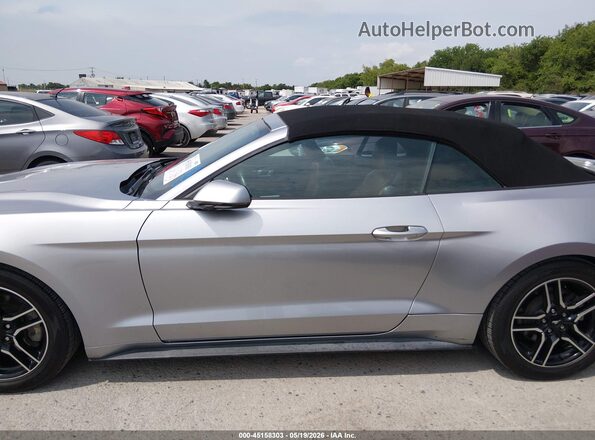 1FATP8UH3L5125465 2020 FORD MUSTANG Silver 360 interior view