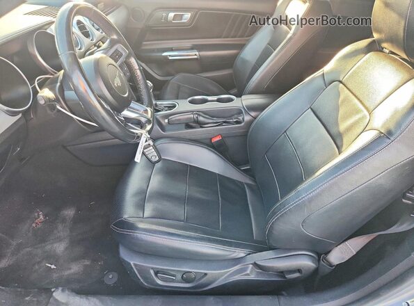 1FATP8UH3M5108165 2021 FORD MUSTANG Silver Սալոնի դիմացի տեսք
