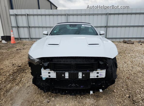 1FATP8UH5P5110858 2023 FORD MUSTANG Белый Панорамный вид салона 360°
