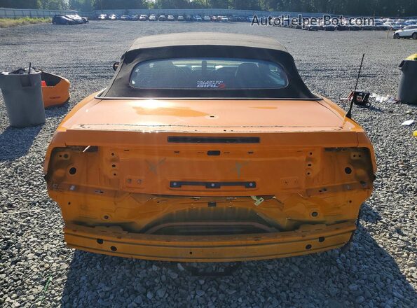 1FATP8UH8J5168115 2018 FORD MUSTANG Оранжевый Вид сзади
