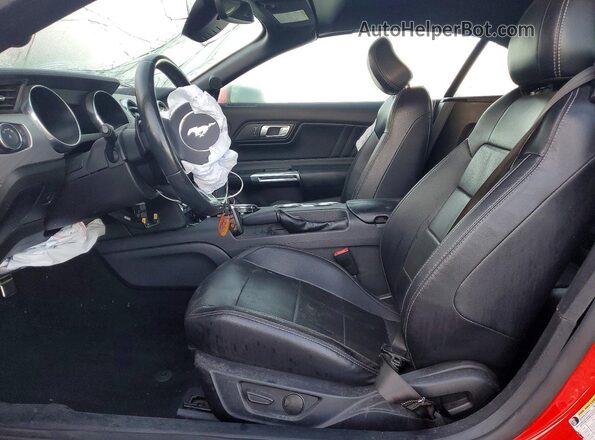1FATP8UHXM5106297 2021 FORD MUSTANG Red Widok wnętrza z przodu