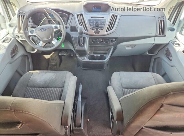 1FBZX2YM1JKA97337 2018 FORD TRANSIT White Widok deski rozdzielczej