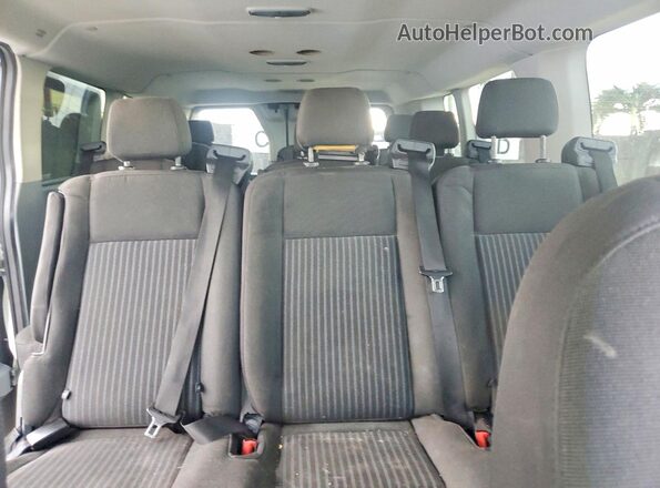 1FBZX2YM2HKA84106 2017 FORD TRANSIT White Vista de los asientos traseros