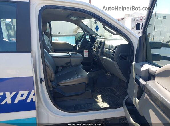 1FD7W2B60HEE06171 2017 FORD F-250 Белый Вид салона спереди