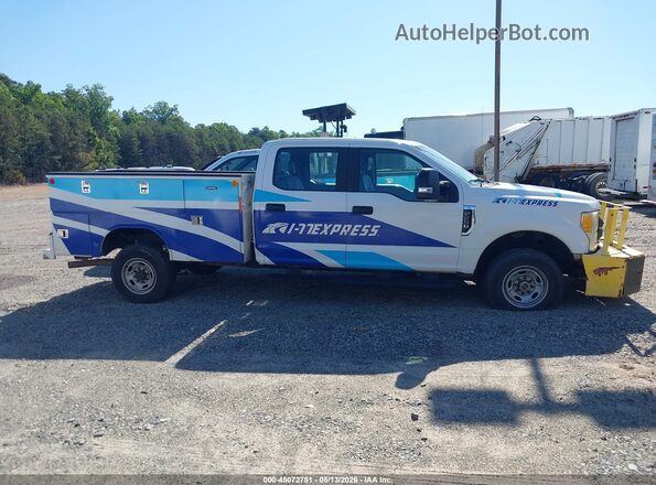 1FD7W2B60HEE06171 2017 FORD F-250 Белый Вид задней части салона