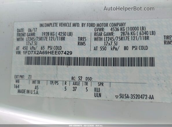 1FD7X2A69HEE07429 2017 FORD F-250 White Engine compartment view