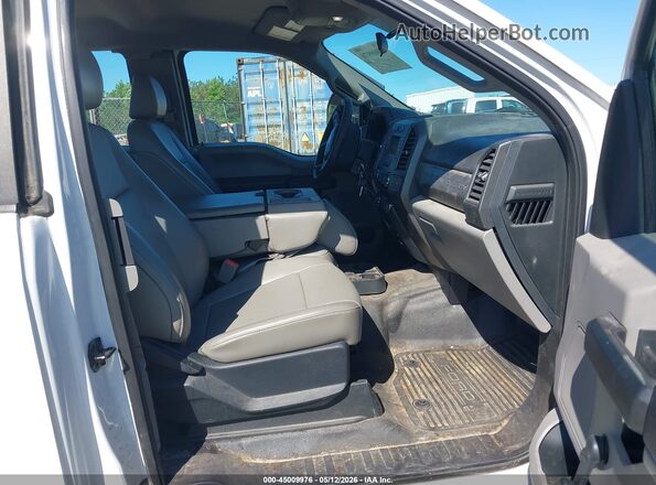 1FD7X2A69HEE07429 2017 FORD F-250 White Front interior view