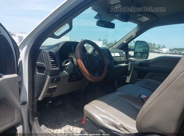 1FD7X3B61HEC56669 2017 FORD F350 Белый Вид задних сидений