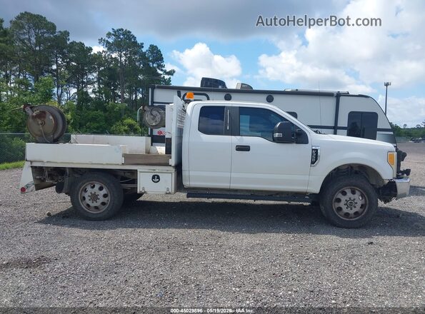 1FD7X3B61HEC56669 2017 FORD F350 Белый 