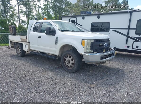 1FD7X3B61HEC56669 2017 FORD F350 Белый Передняя правая четверть