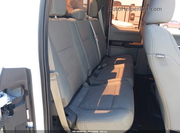 1FD7X3E67KEC46909 2019 FORD F-350 CHASSIS Белый Вид наклейки с VIN-кодом