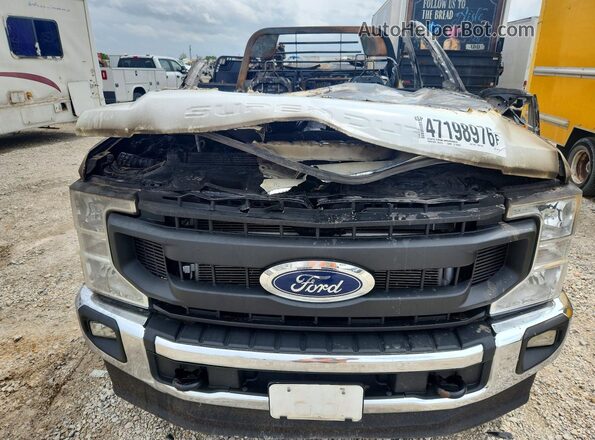 1FD8W3HT6NED40101 2022 FORD F350 White Widok z przodu
