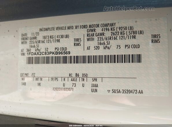 1FDAX2C83PKB96569 2023 FORD PASSENGER White Widok komory silnika