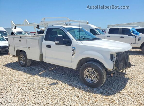 1FDBF2A60NEF36071 2022 FORD F250 White Front right