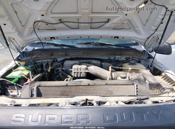 1FDBF2A65GED02480 2016 FORD F-250 White Widok z tyłu