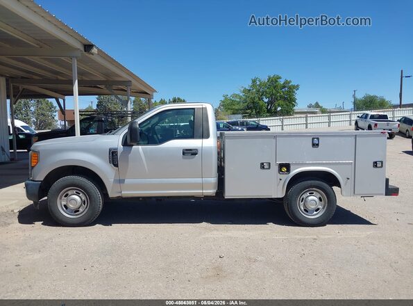 1FDBF2A69HEE07203 2017 FORD F-250 Серебряный 
