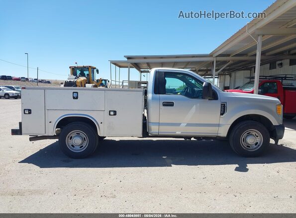 1FDBF2A69HEE07203 2017 FORD F-250 Серебряный 