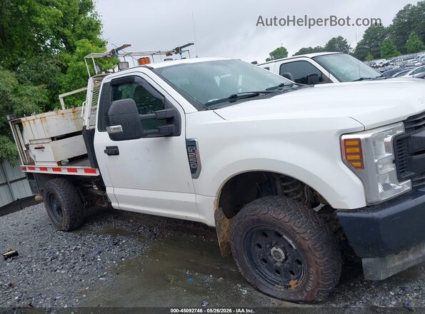 1FDBF2B63KEE27498 2019 FORD F-250 Белый Вид задней части салона