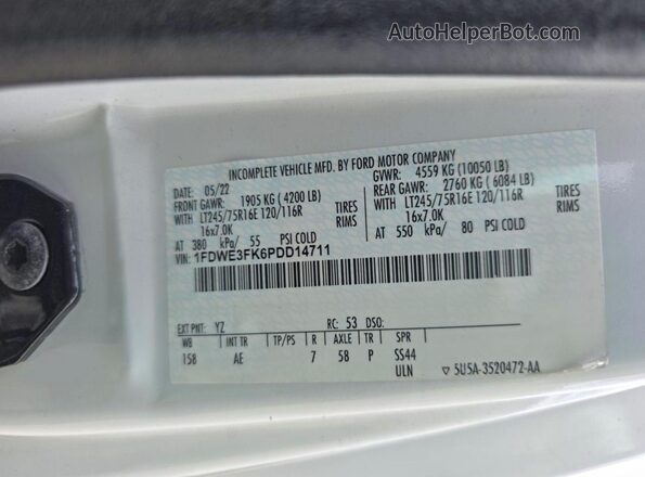 1FDWE3FK6PDD14711 2023 FORD ECONOLINE White Widok tylnych siedzeń